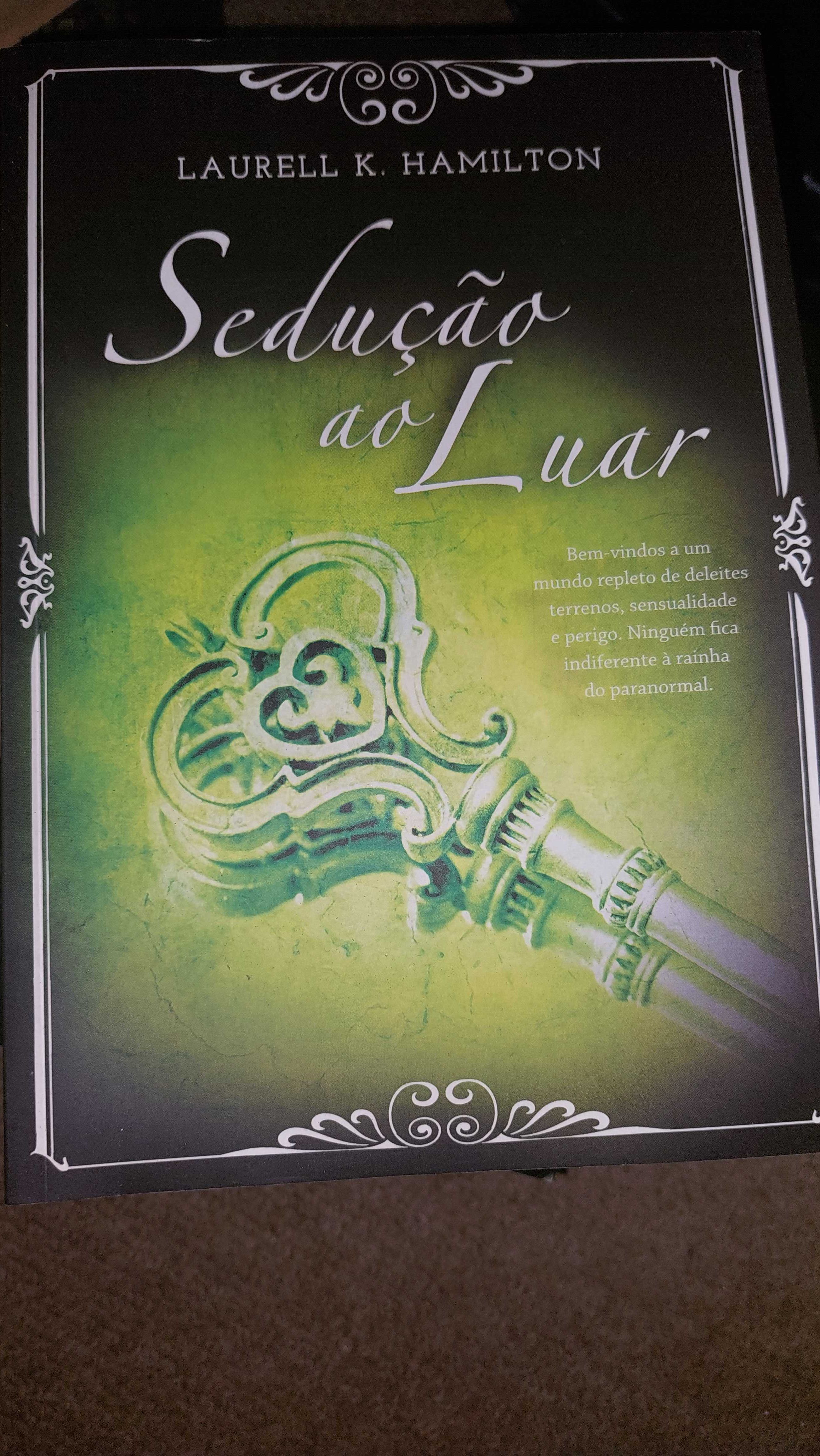Livro "Sedução ao Luar"