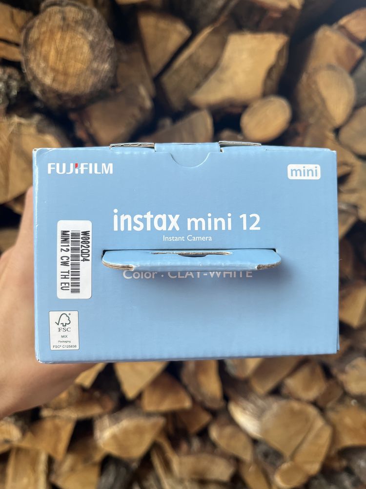 Фотоапарат INSTAX Mini 12 Всі кольори / Нові / В наявності.