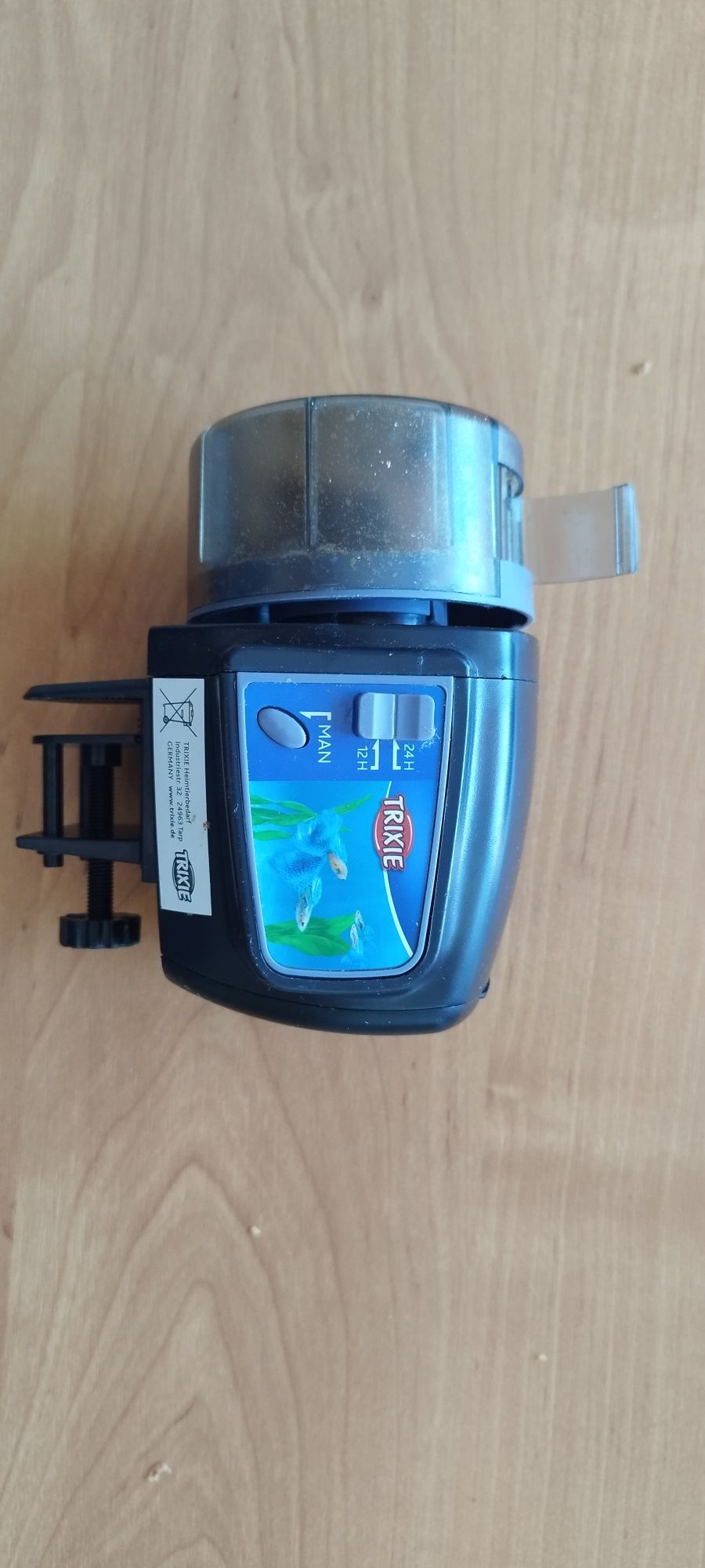 Karmnik automatyczny do akwarium Trixe