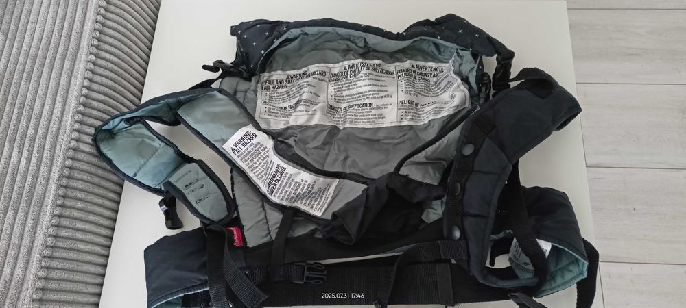 Infantino Nosidełko Ergonomiczne z torbą -pasek nerka podróżne 5-18kg