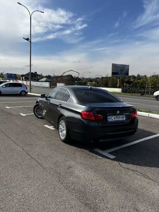 Продаю власне авто бмв ф 10