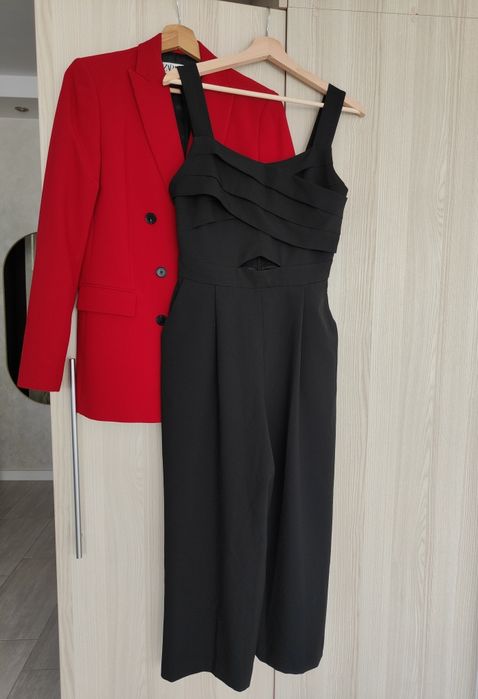 Czarny elegancki kombinezon z kieszeniami z szerokimi nogawkami Zara S