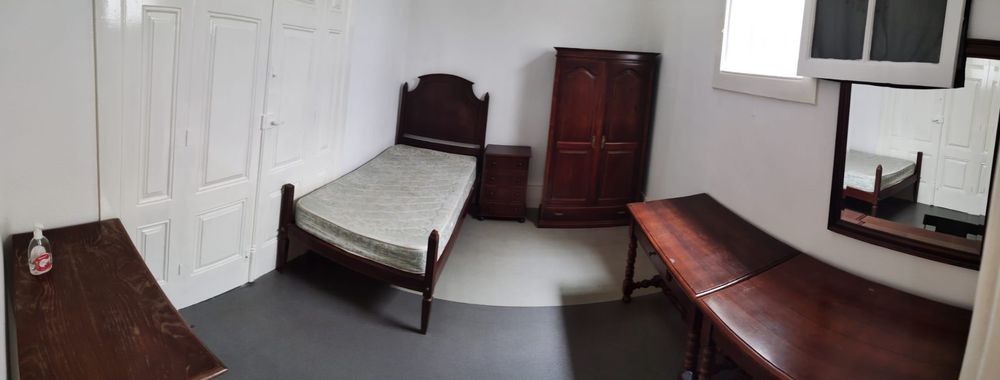 Quarto para estudante