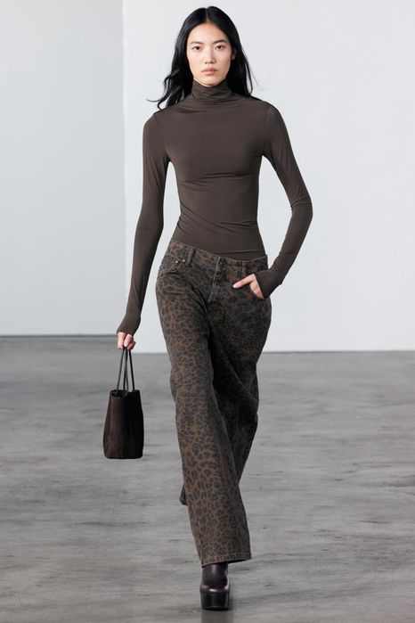 Джинсы с леопардовым принтом ZARA 36 размер (оверсайз) как новые!