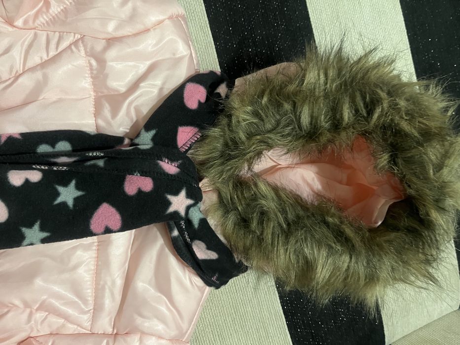 Куртка на дівчинку 4 років