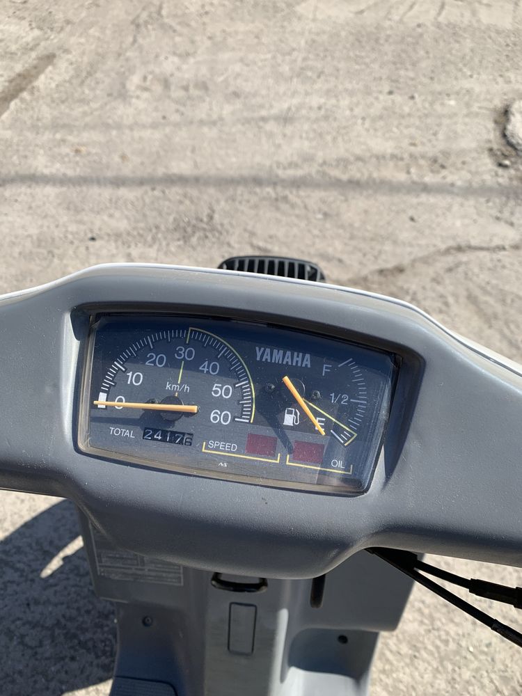 Скутер, мопед Yamaha Gear 2t