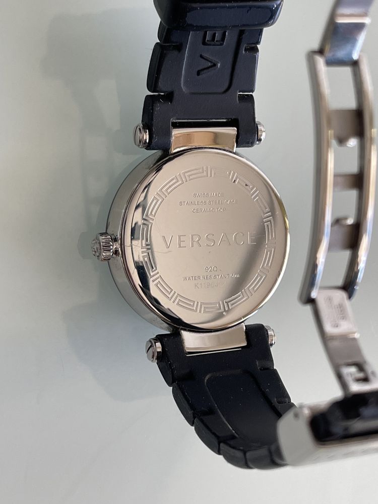 Годинник Versace жіночі часи оригінальні