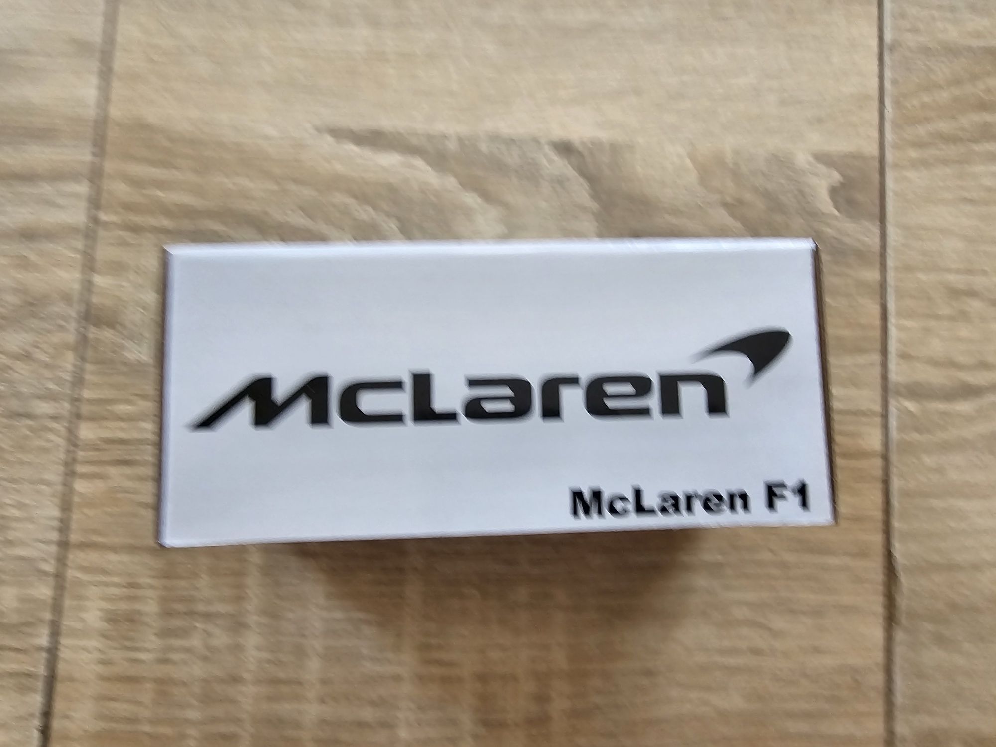 Hot wheels mclaren f1 rlc