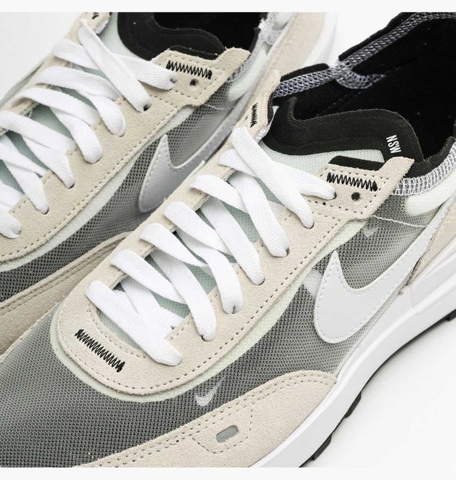 Оригінал! Кросівки NIKE WAFFLE ONE DA7995-100 US 8 (26 см)