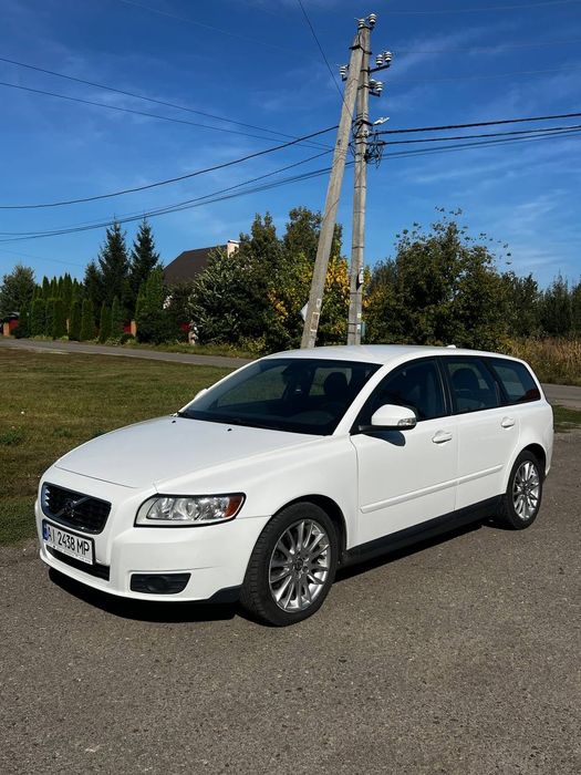 Volvo V50 2010 2л дизель