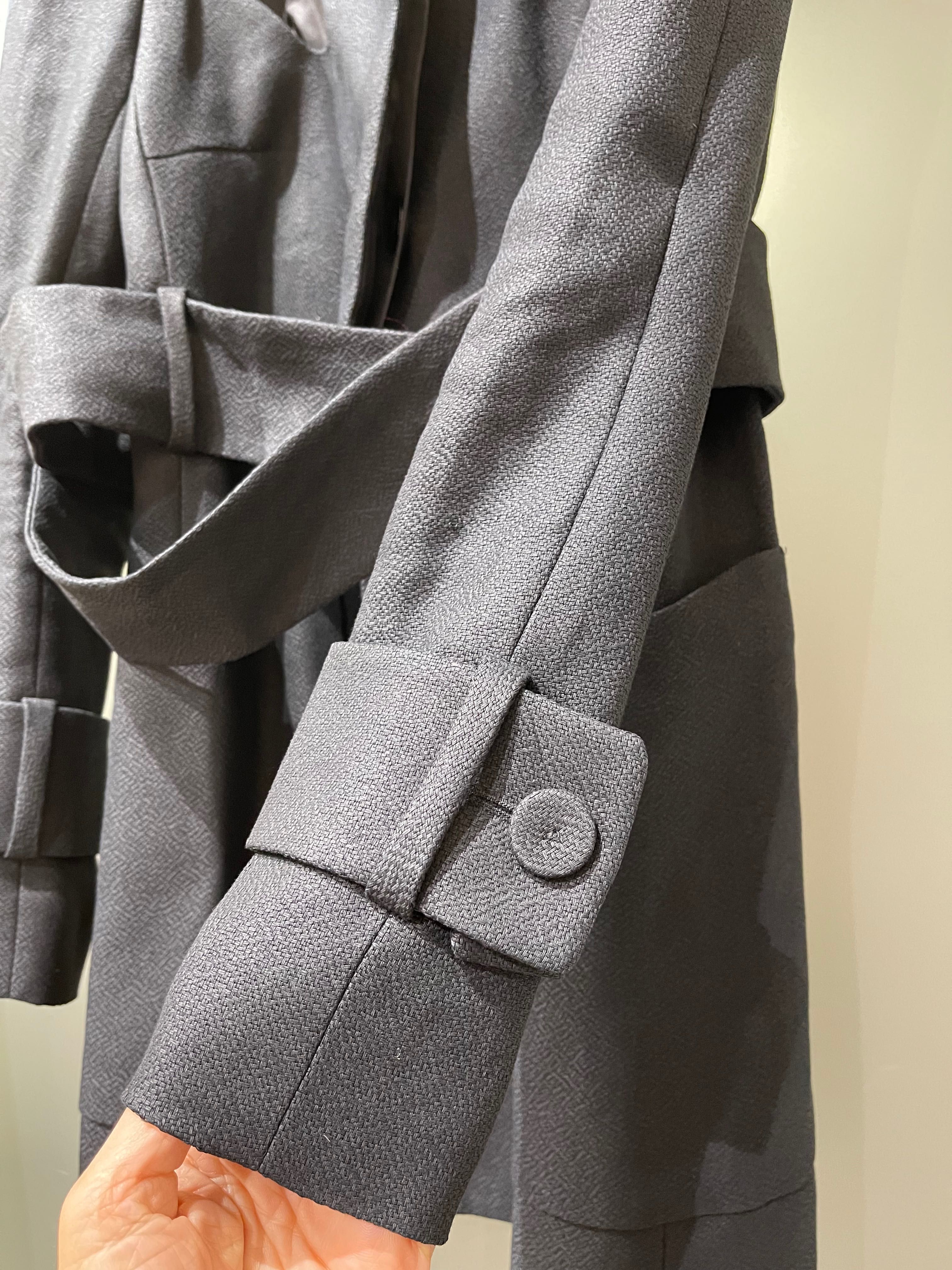 Пальто легкое Carven