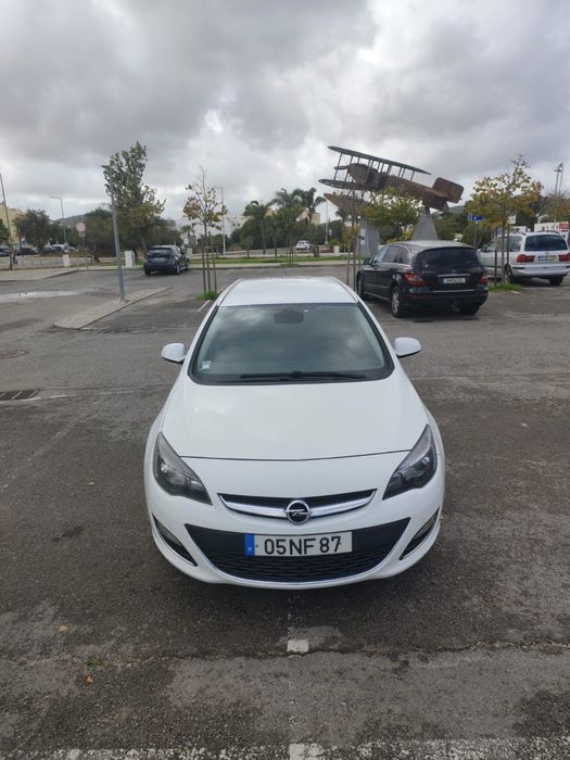 Opel Astra J 1.7 cdti 2012
