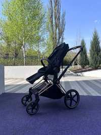 Коляска Cybex Priam Deep Black, шасі Rose Gold