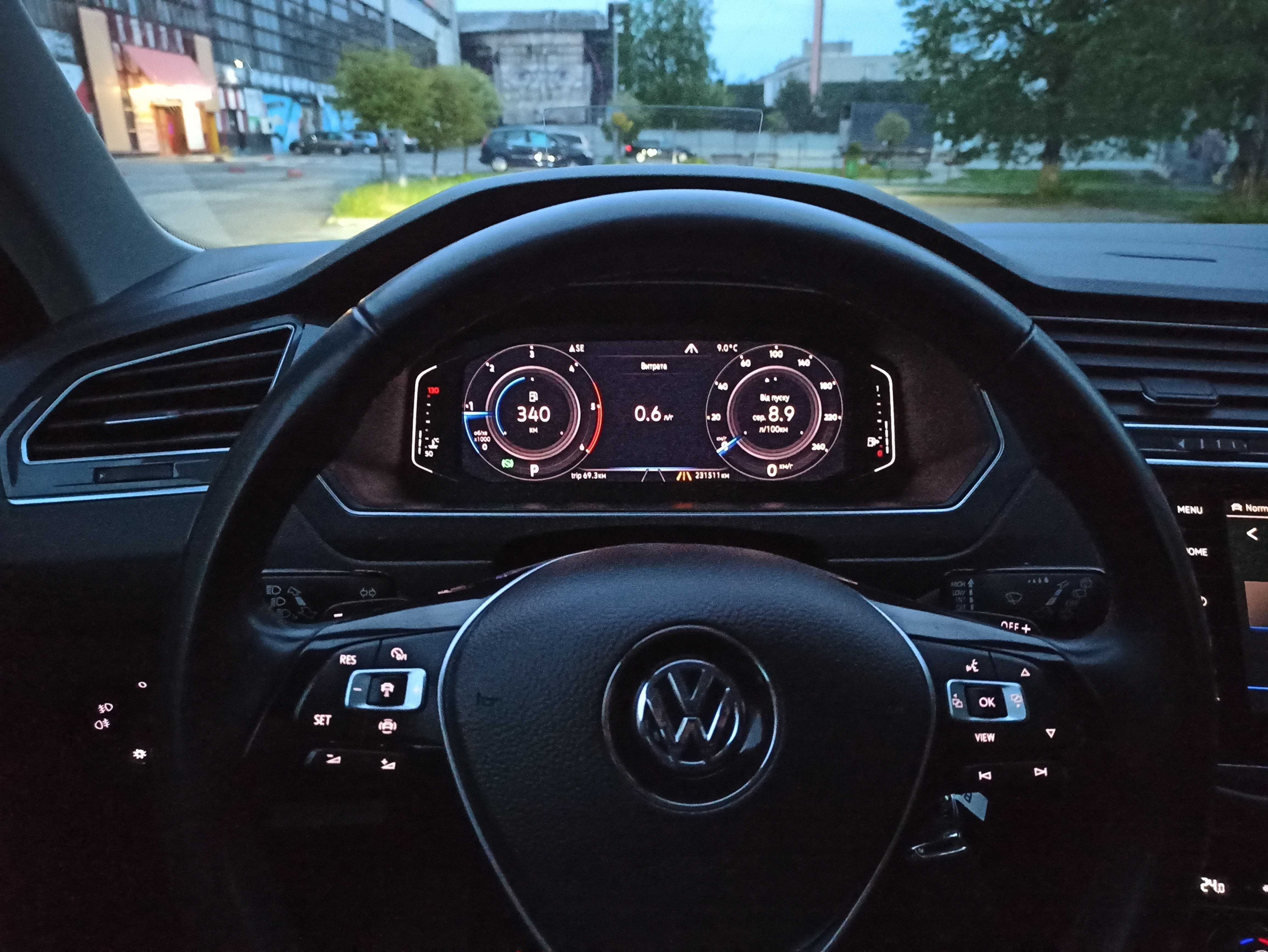 Volkswagen Tiguan Highline (4*4)