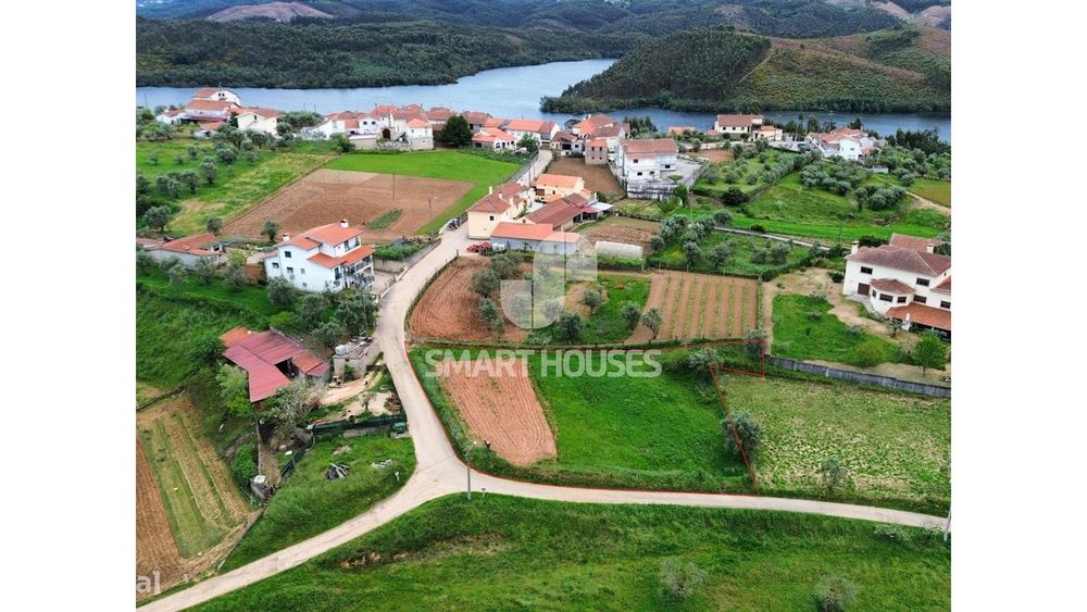 Terreno Fronhas p/ construção