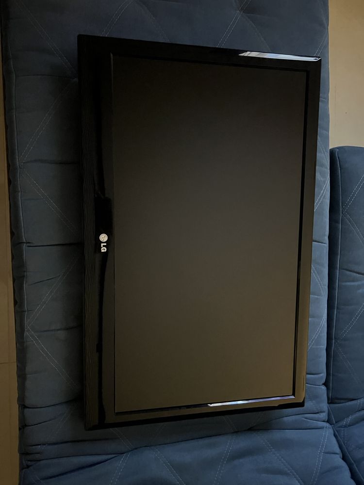 Телевизор LG- 32LV3400