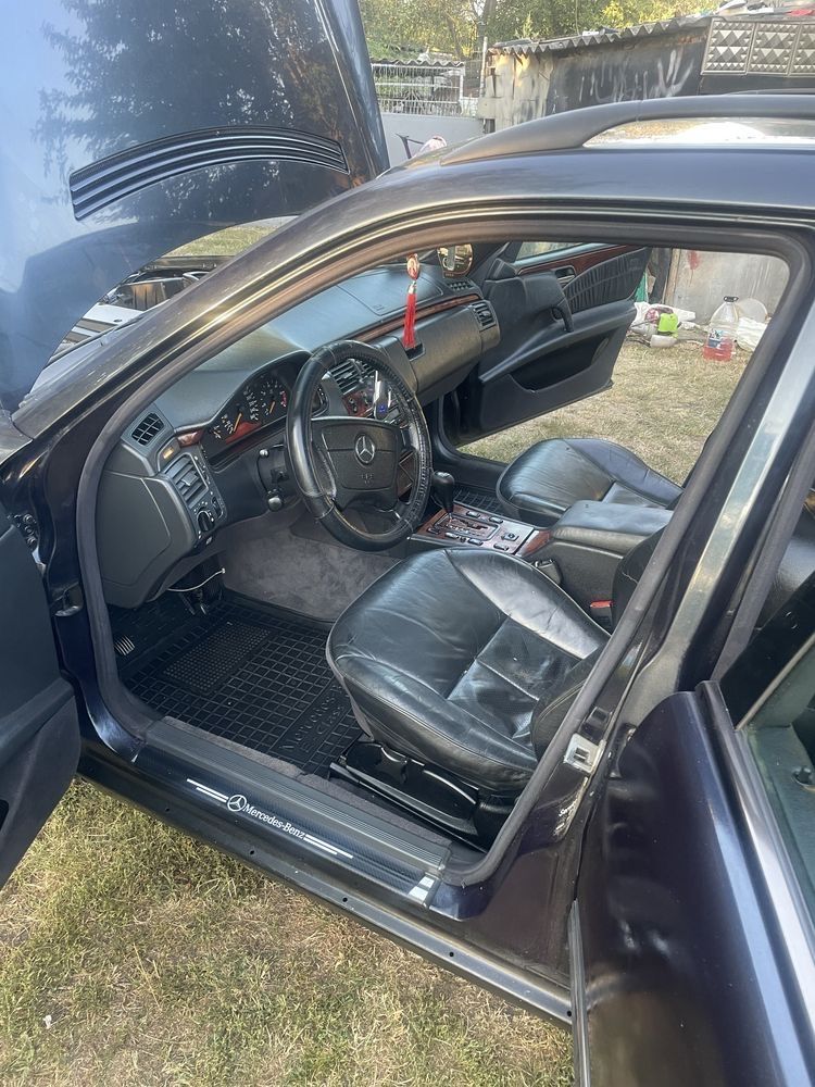 Продам mercedes e-class w210 ОМ606