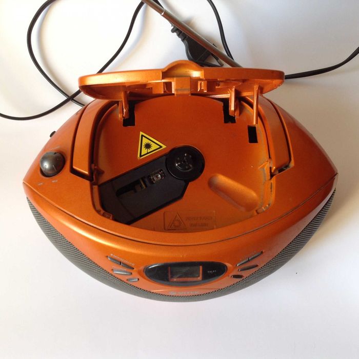 Vitek Магнитола (CD-MP3) VT-3952 OG (полурабочая) радио CD плеер Витэк