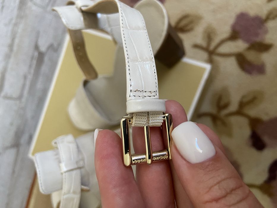 Босоніжки Michael Kors