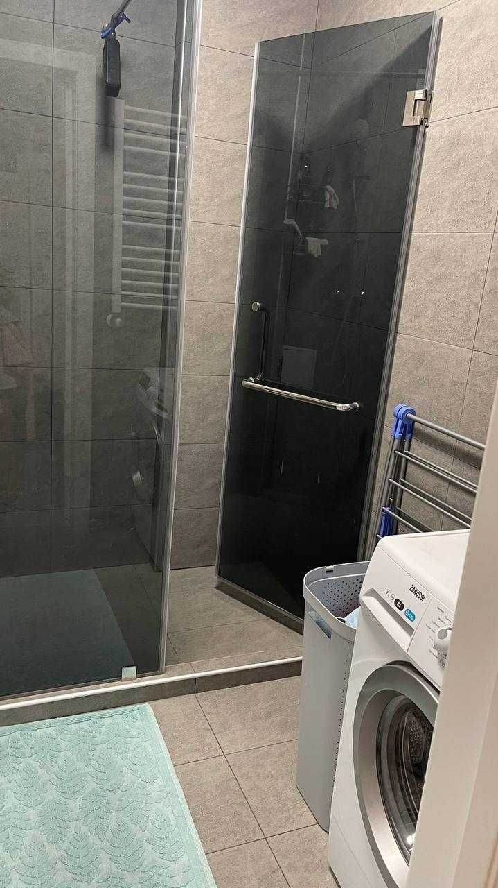 Продаж 3-кімнатної квартири в центрі (вул. Бельведерська)