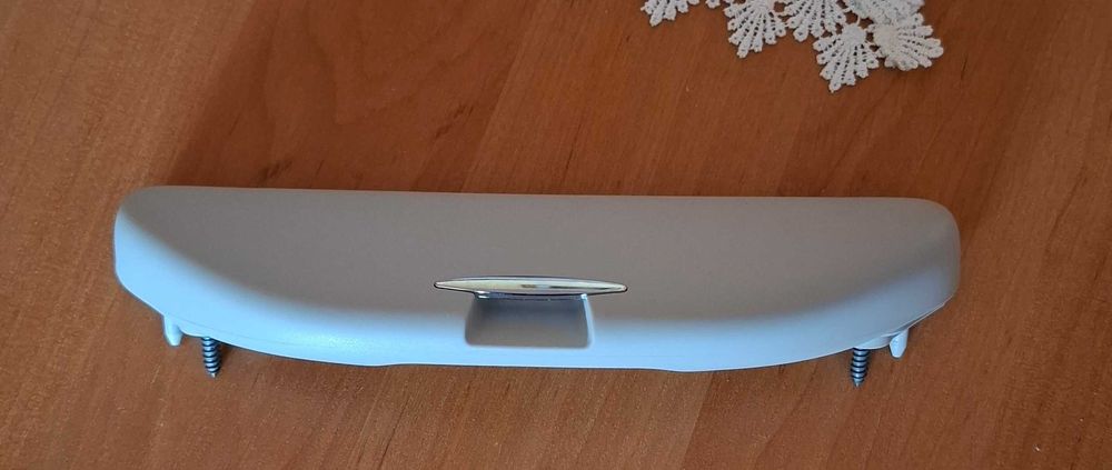 Samochodowe Etui do okularow Passat, Audi, Bora.