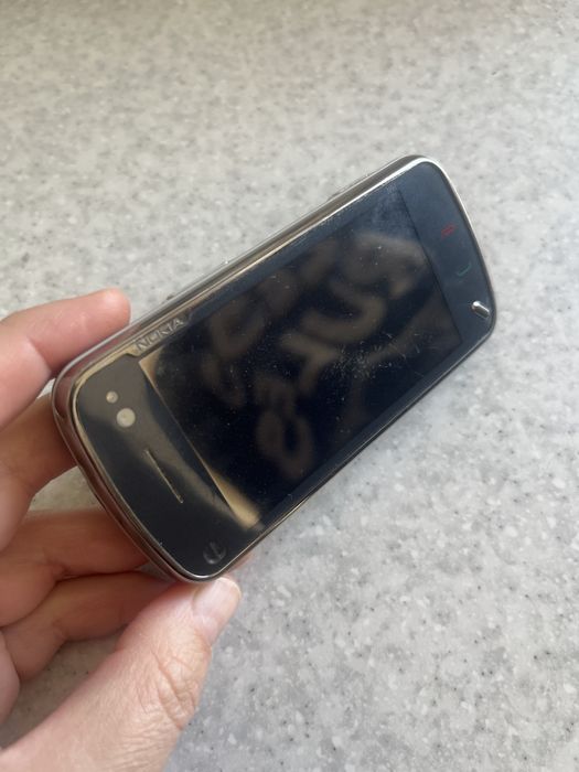 Nokia N97 в хорошому стані