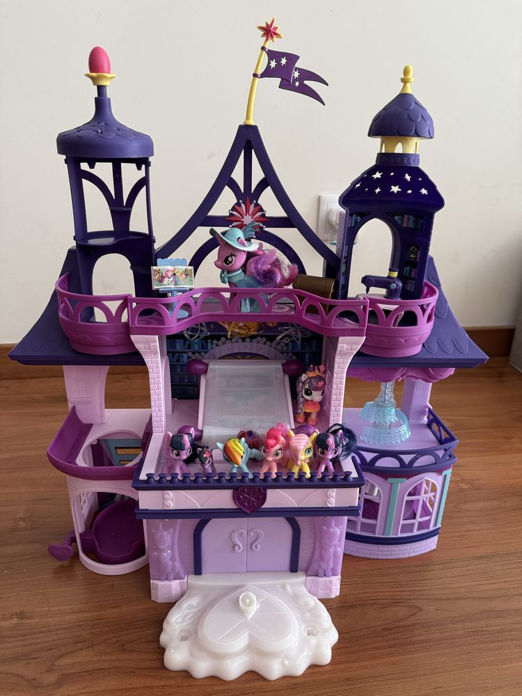 Castelo Canterlot – My Little Pony com figuras e acessórios