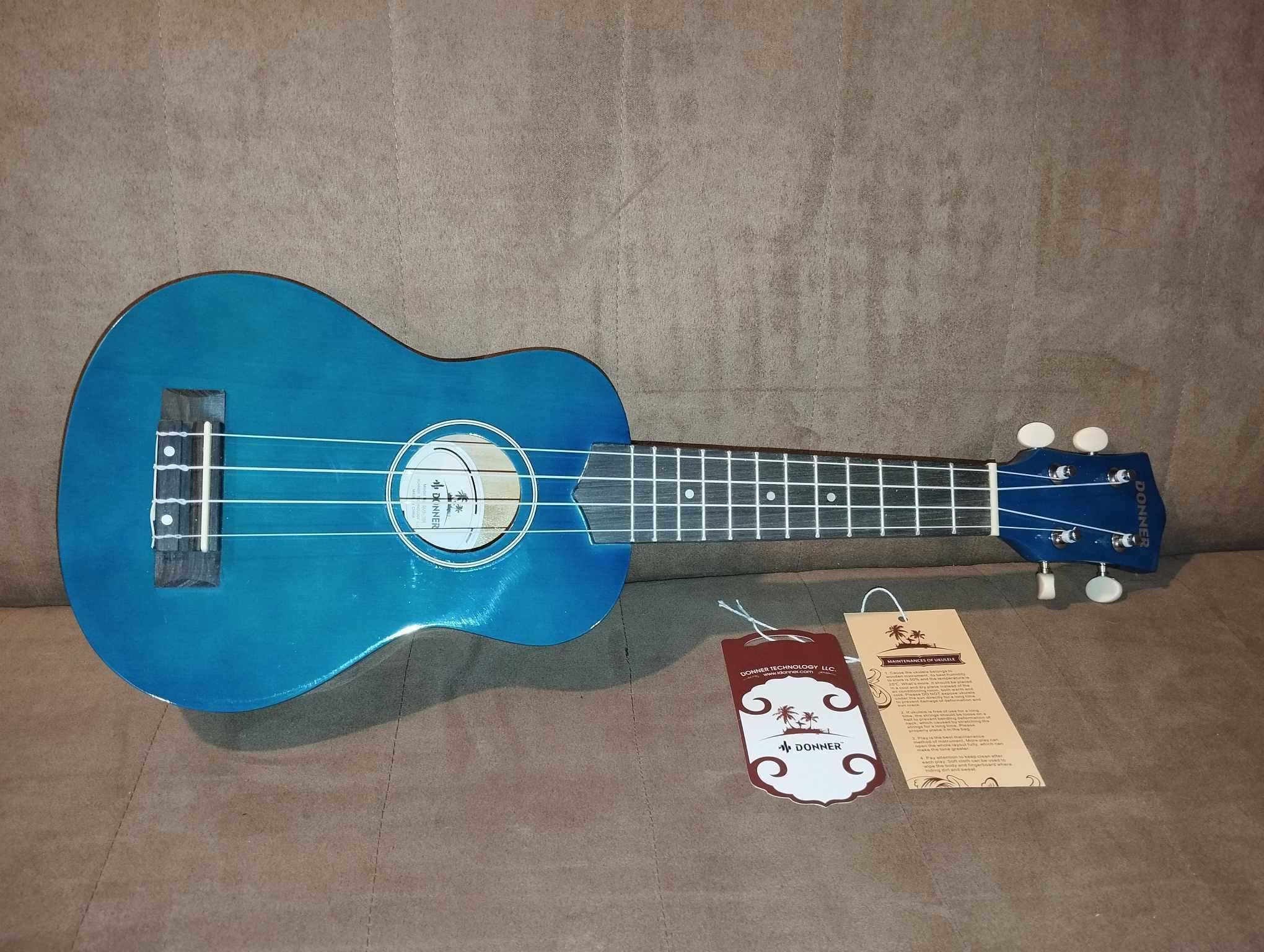 Ukulele Sopranowe - Donner DUS-10B - Niebieskie