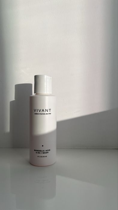 Вмивання Vivant mandelic acid 3-in-wash