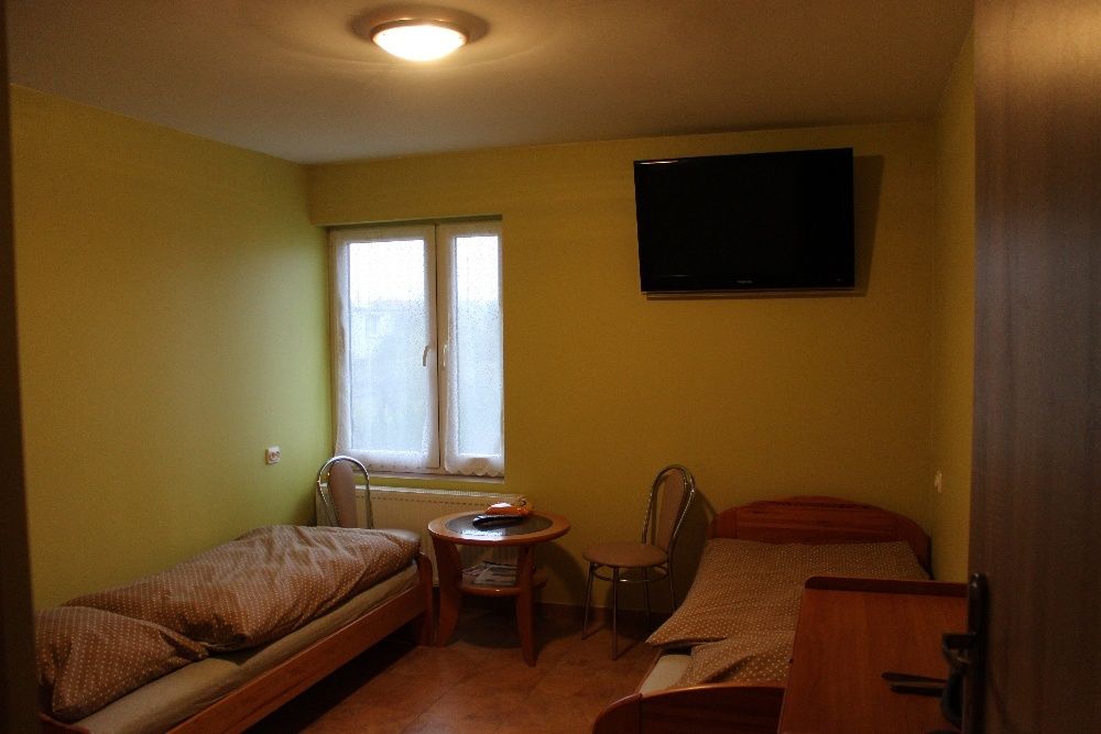 Tanie noclegi Poznań Plewiska pracownicze hostel ZAPRASZAMY