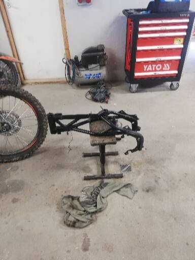 cross mrf 140 4mth po remoncie korba tłok cylinder