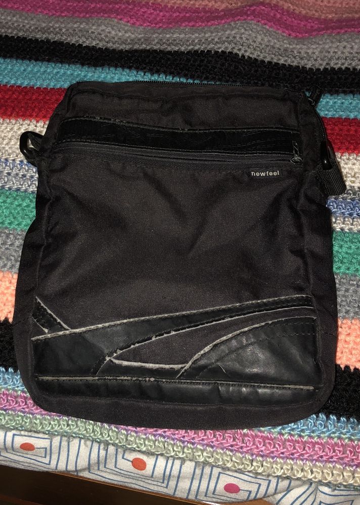 Bolsa de tiracolo preta