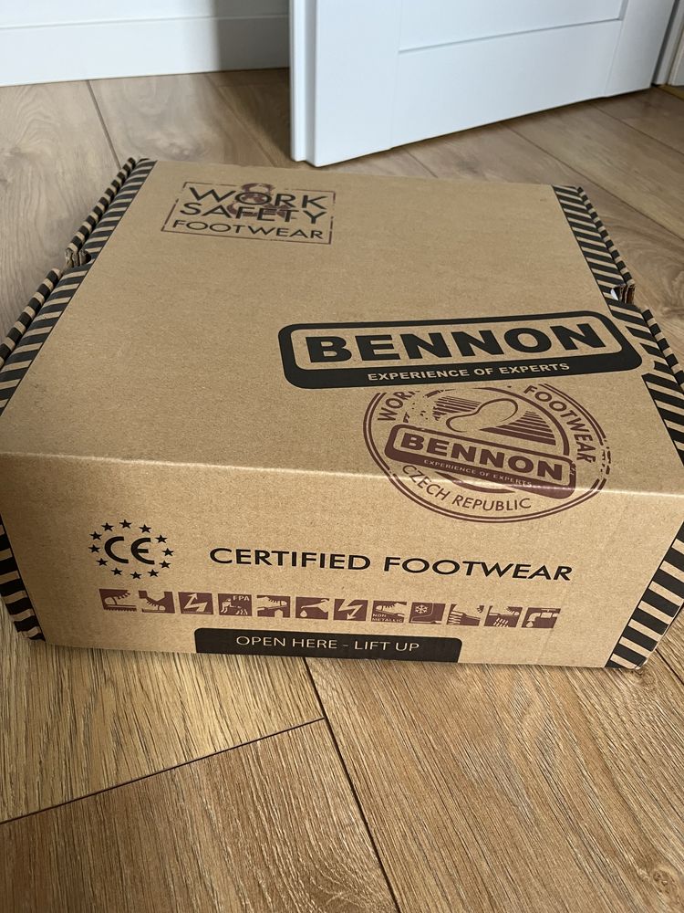 Nowe buty Bennon Regi-Tex rozm. 44