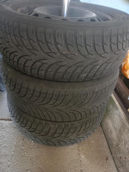 Opony na felgach Rozstaw 205/55/16