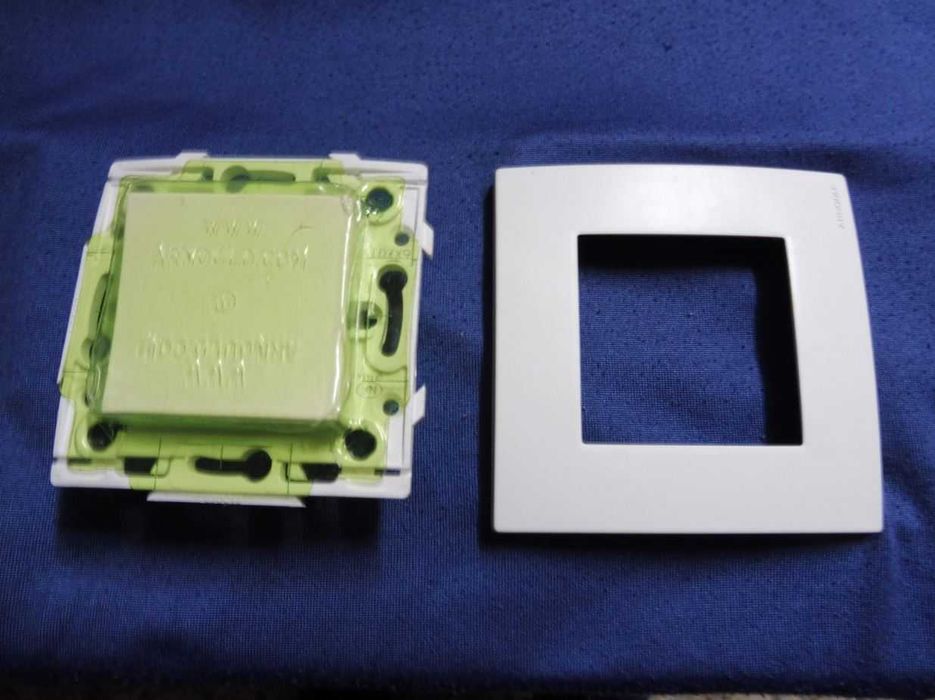 Tomadas e interruptores Arnould Espace (ou troco)