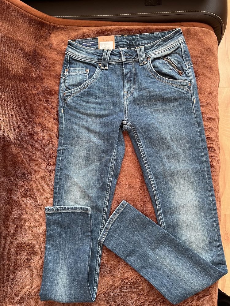 Nowe Spodnie damskie jeans PepeJeans