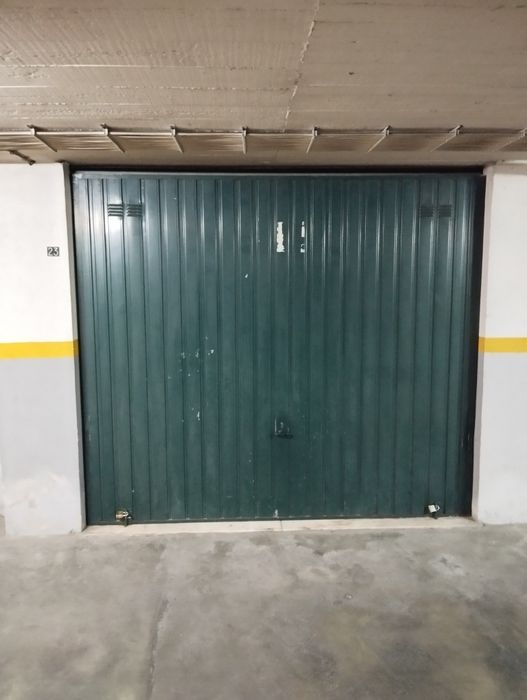 Garagem a venda, Setúbal (Montalvão)