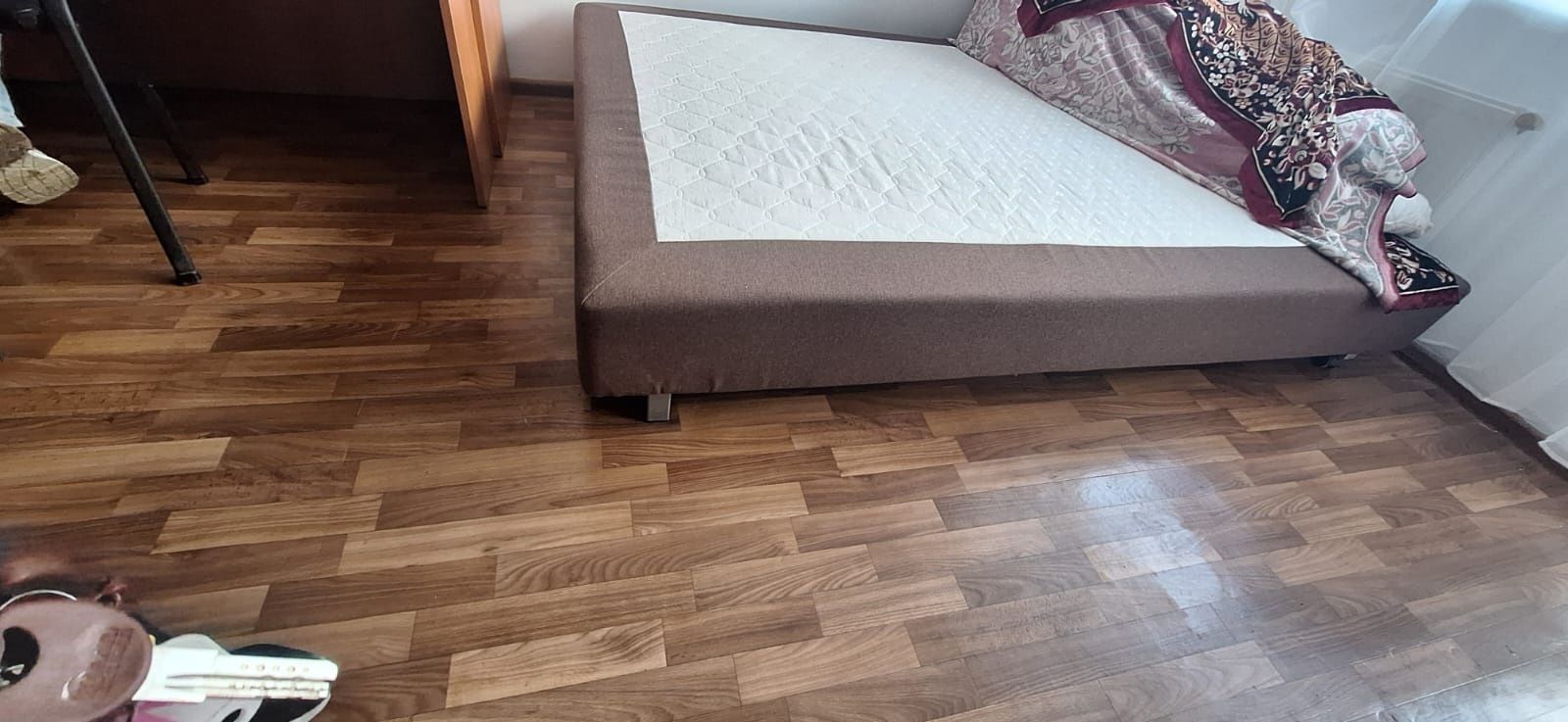 Двоспальне ,1,6 на 2м,, доставка  бусом+1000