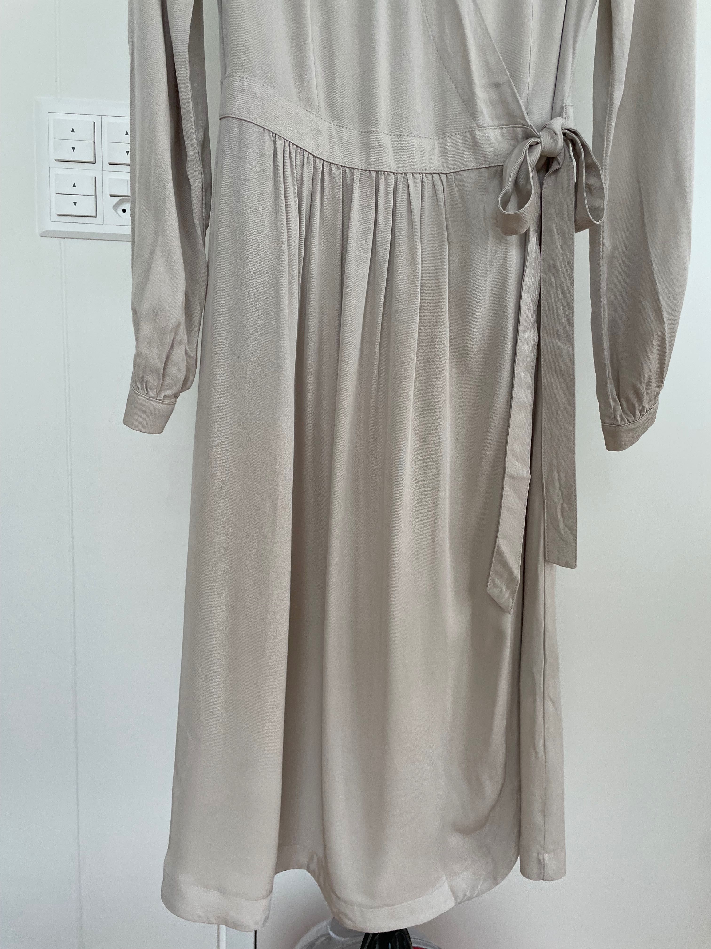 Sukienka Aeterie Bella Alba M