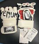 Перчатки Venum Undisputed 2.0 MMA