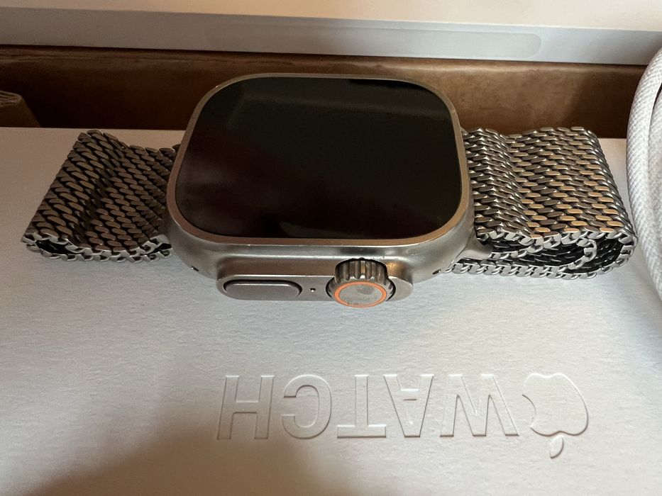 Apple Watch Ultra 2 GPS + Cellular