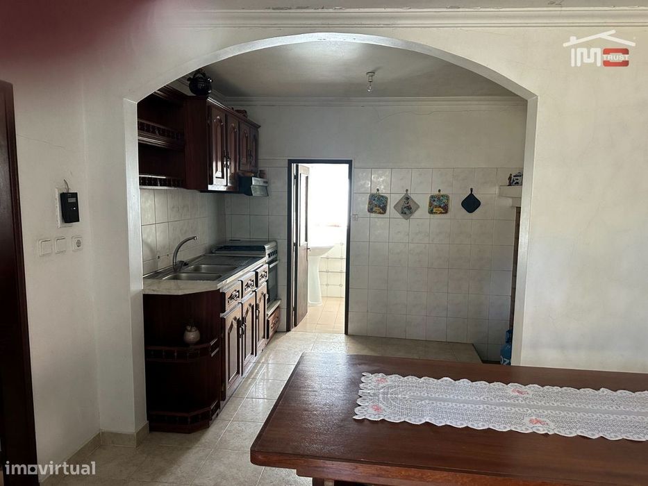 Moradia T3 Em Formigais Mobilada Com Agua Incluida