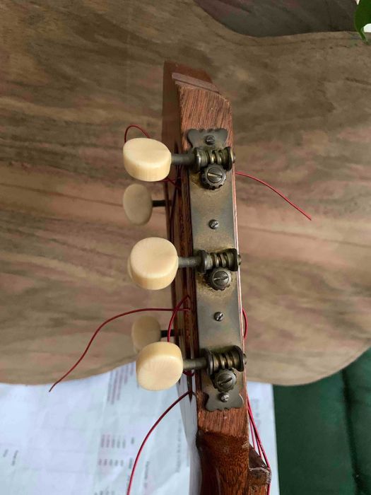 Guitarra clássica antiga luthier Jacques Favino anos 60