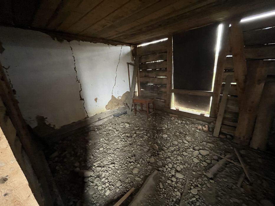 Будинок незавершене будівництво