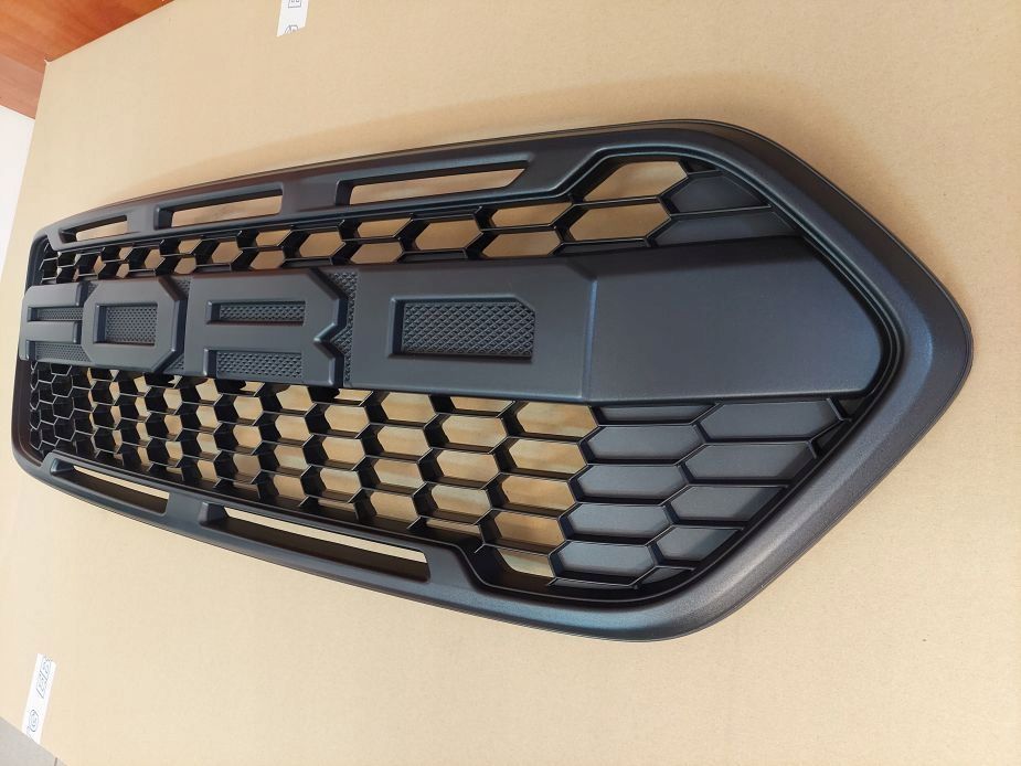 GRILL ATRAPA NOWA OE FORD CUSTOM 2467234