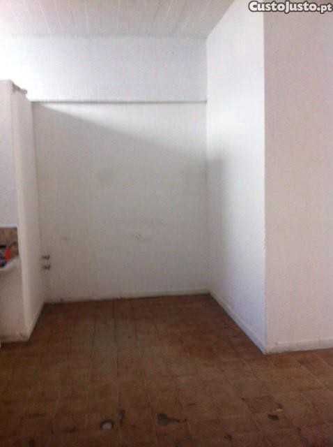 Garagem - Cacem de cima