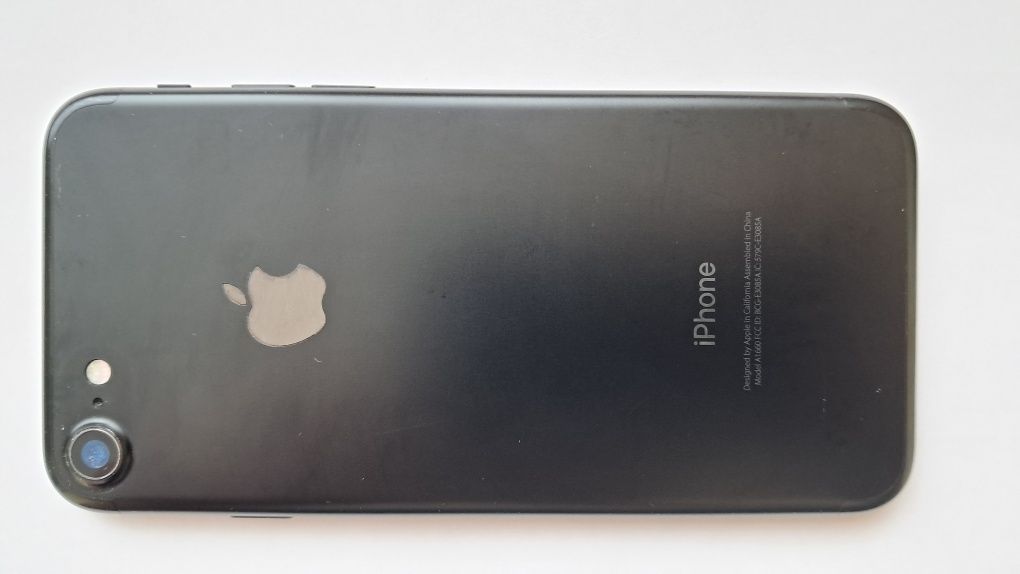 Айфон 7 / 256 Gb