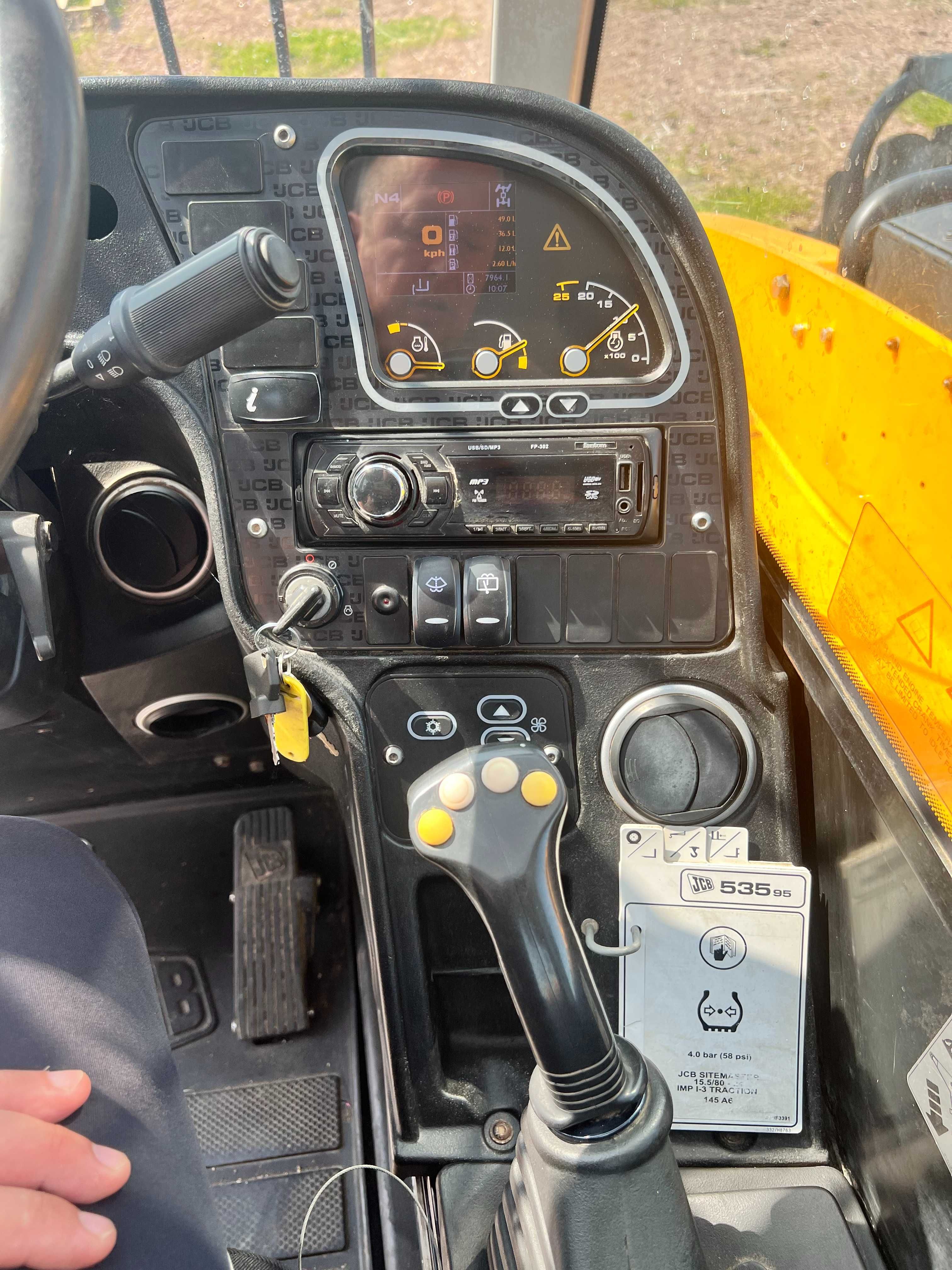 Продається телескопічний навантажувач JCB 535-95 2015 р.в