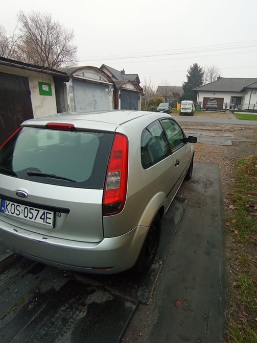 Ford Fiesta Mk5 2006 3d benzyna 1,4
