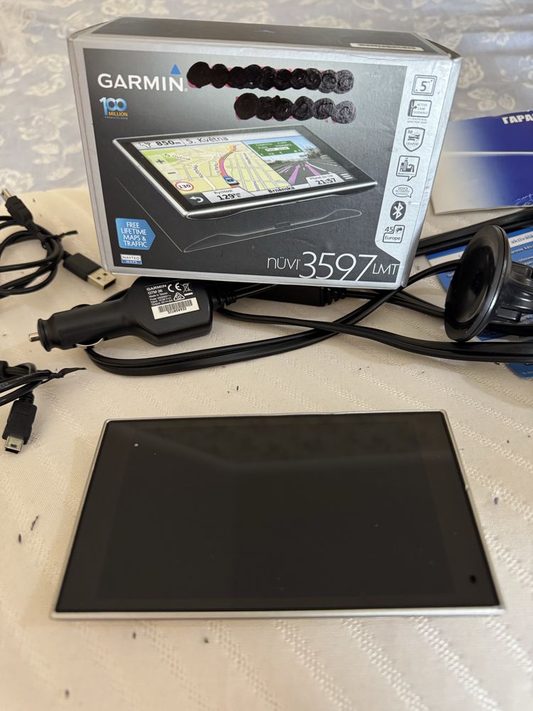 Навігатор Garmin nüvi3597LMT